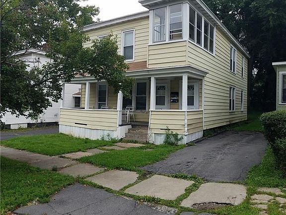 3rd image of 1004 Carbon St