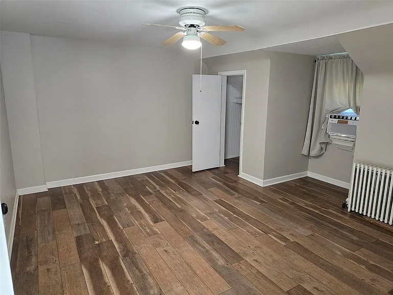 249 W Buell Rd E — Photo 69