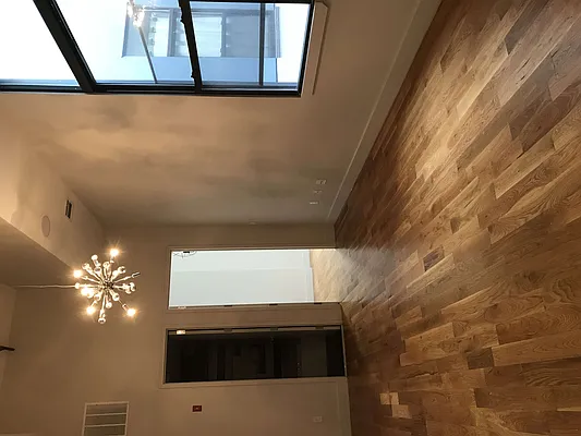 Rented by Manhattan Management LLC | media 15