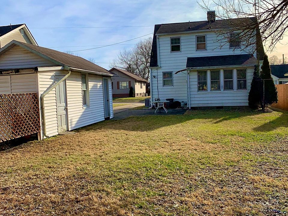 2nd image of 1009 Seborn Ave