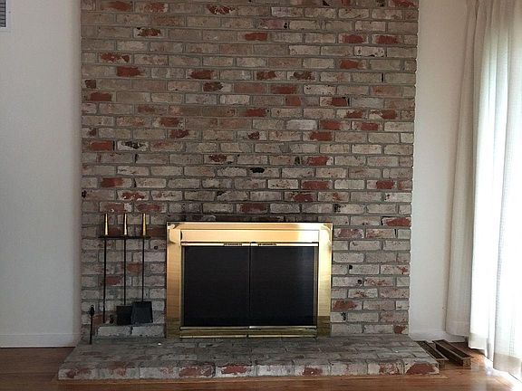 4th image of 75 Yale Ave