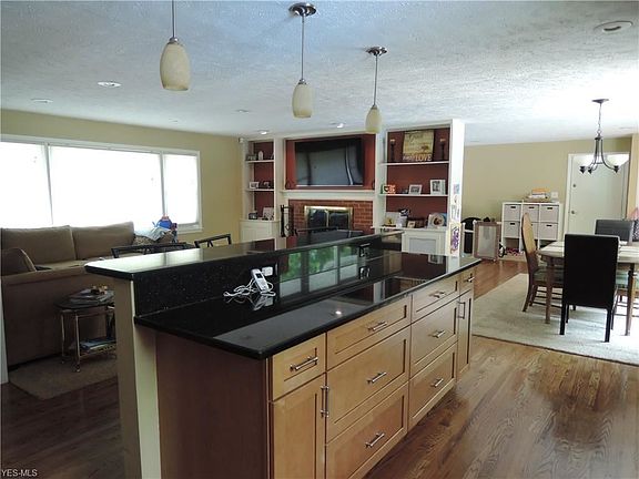 5th image of 13112 Woodcrest Ln