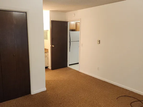 740 Avenue E APT 8, Billings, MT 59102