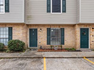 100 Winchester Dr APT 606, Lafayette, LA 70506