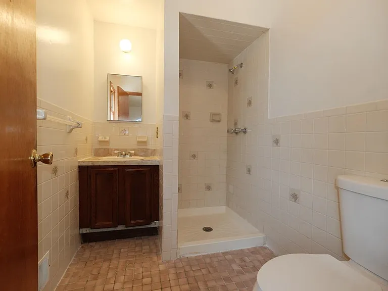 1137 Dill Ave #2 — Photo 2