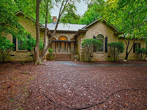 2nd image of 2517 High Ridge Dr