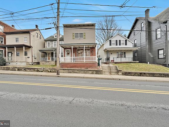 3rd image of 306 E Main St