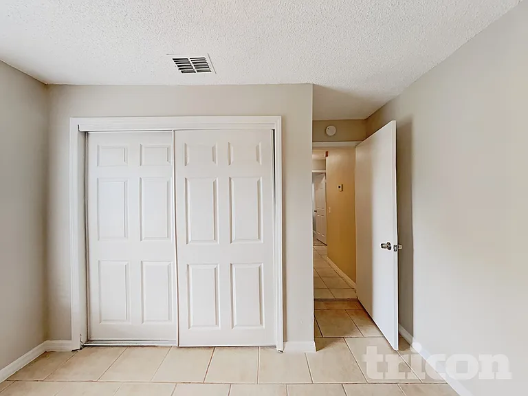 2810 Manor Hill Dr — Photo 14