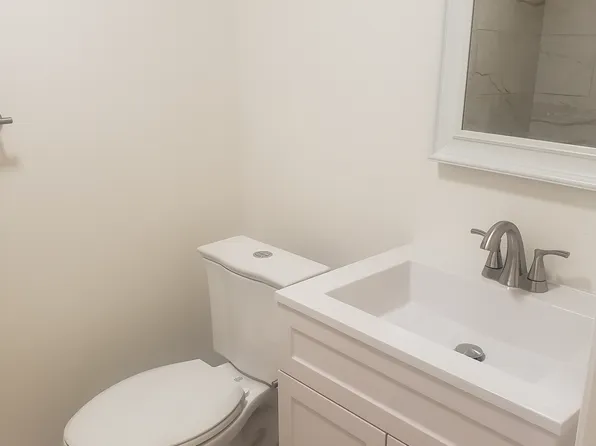 16 Brighton Village Dr Unit C, Broomall, PA 19008