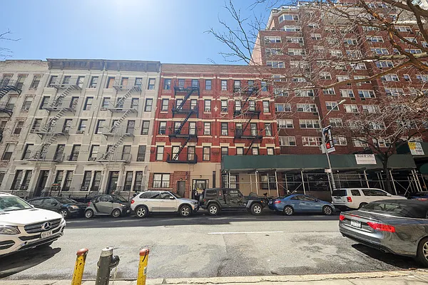 Rented by Cooper & Cooper Real Estate | media 7