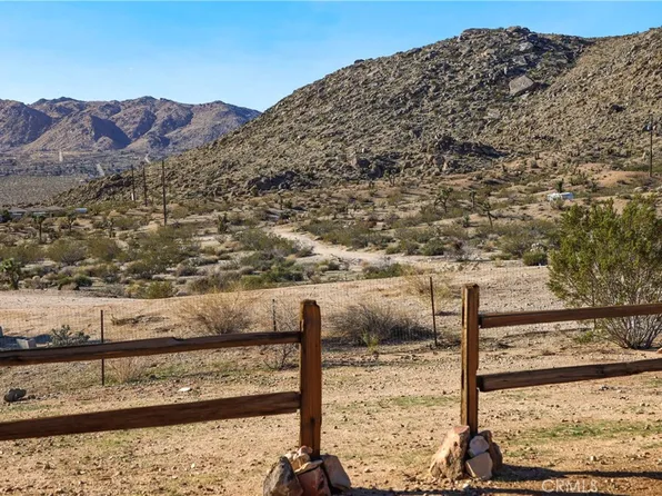 5517 Bartlett Mountain Rd, Joshua Tree, CA 92252