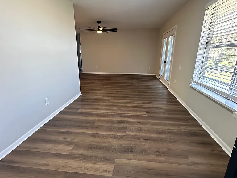 127 Dunn St — Photo 10