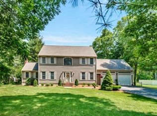 11 Summerfield Ln, Easton, MA 02375