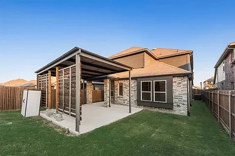 3937 Rochelle Ln — Photo 10