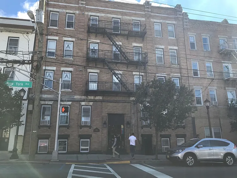 1106 - OM-1106 New York Avenue LLC — Photo 13