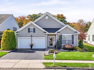 6 Stony Path Dr, Dayton, NJ 08810