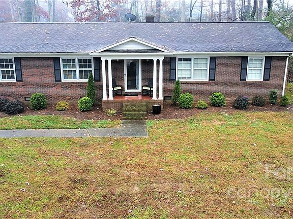 2nd image of 2430 Bel Air Dr