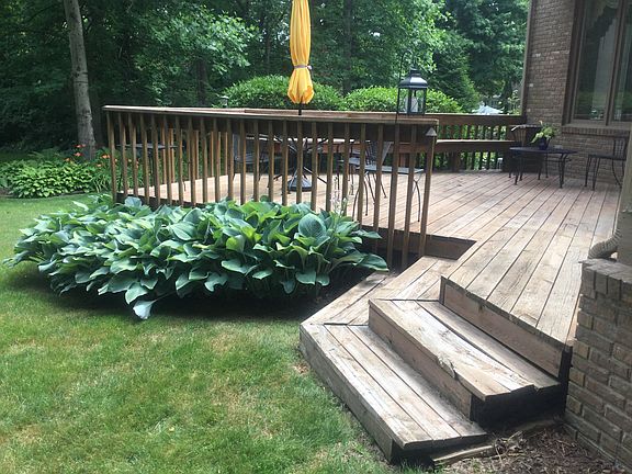 Main back deck