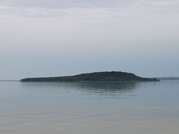 3rd image of 000 Neahtawanta Road