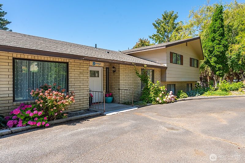 2nd image of 5255 NW Painted Hills Drive