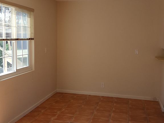 5th image of 5211 Tehama Dr