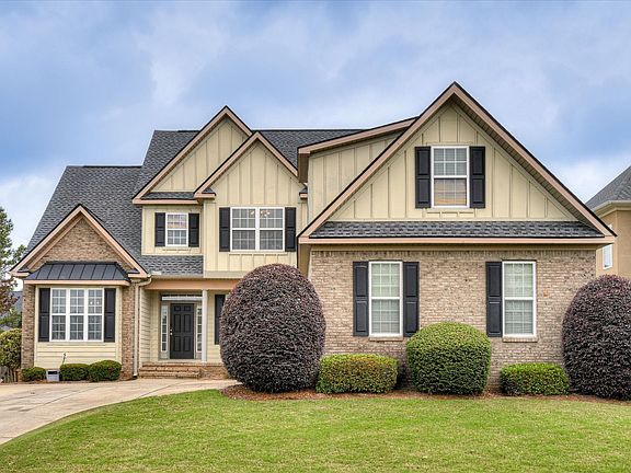 2nd image of 898 Woody Hill Cir