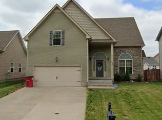 657 Fox Hound Dr, Clarksville, TN 37040