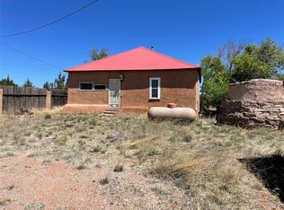 20 Basque Dr, San Jose, NM 87565