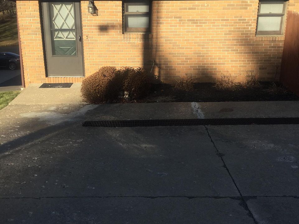 1st image of 765 Orchard Hill Rd APT A
