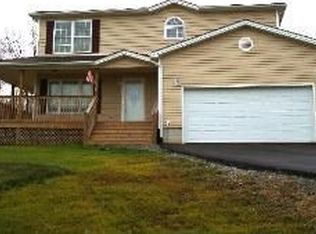 1054 Farmington Dr, Vine Grove, KY 40175
