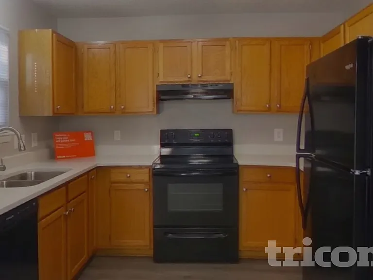 10334 Creswell Ct — Photo 7