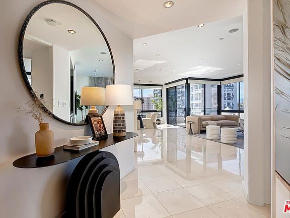 4th image of 10350 Wilshire Blvd APT 702