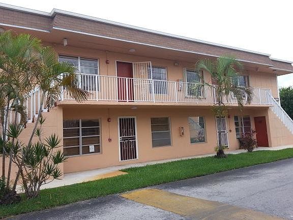 3rd image of 12800 SW 43rd Dr APT 209B