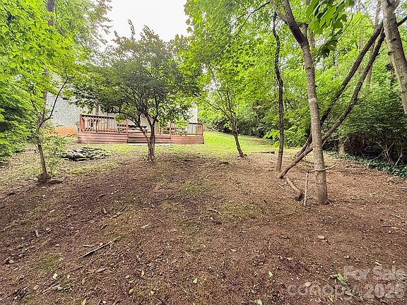 5th image of 11 W Raleigh Rd