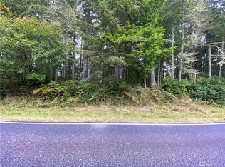 206 Duck Lake Dr SE, Ocean Shores, WA 98569