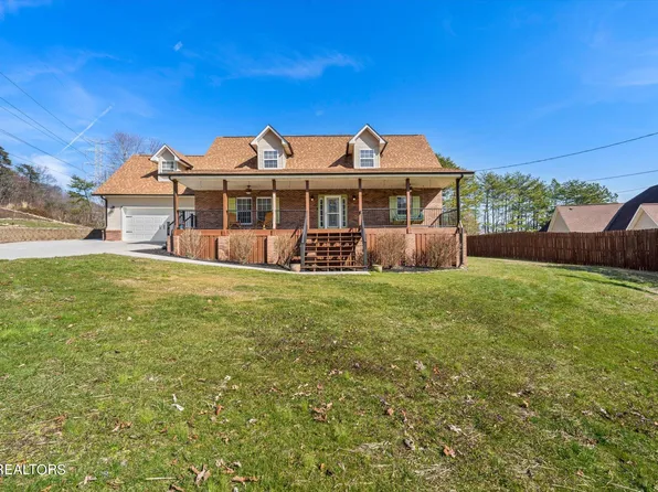 6828 Mountain Shadow Dr, Knoxville, TN 37918