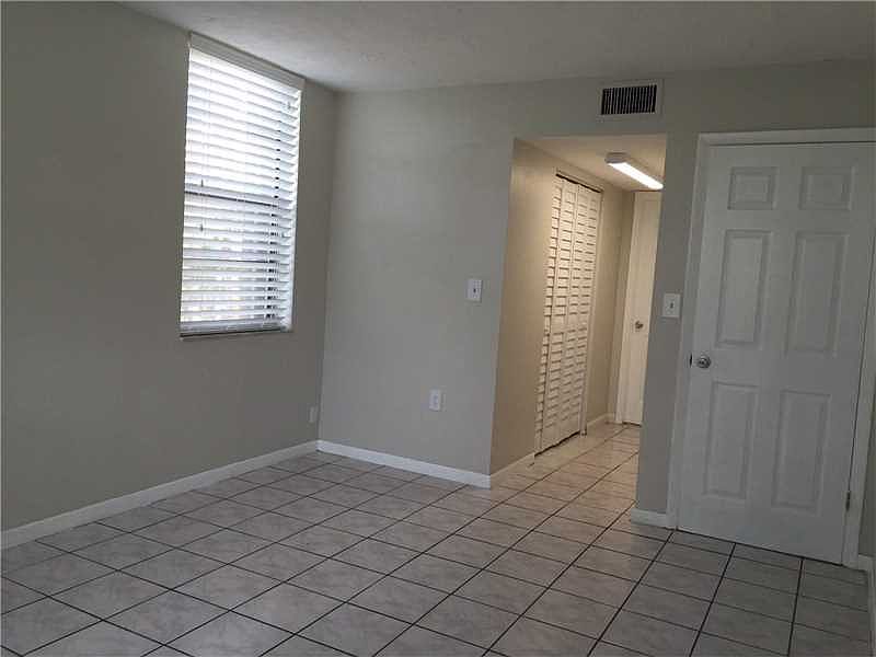 1st image of 9440 Fontainebleau Blvd APT 304