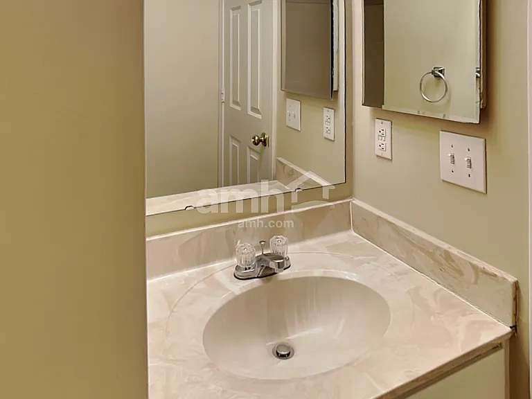 13943 Wakefield Pl — Photo 15