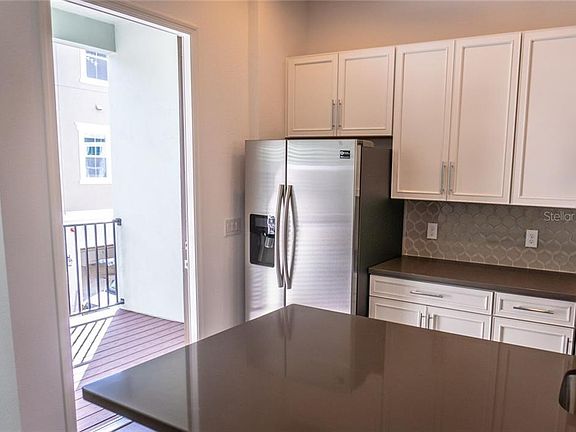 3rd image of 555 Majestic Palm Dr