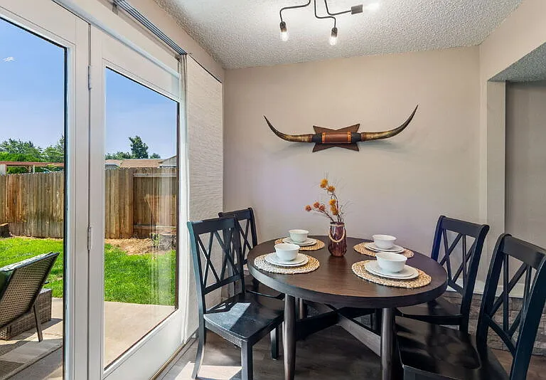 4327 W Grover St — Photo 15