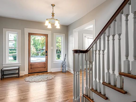 4th image of 55 Edgemont Rd