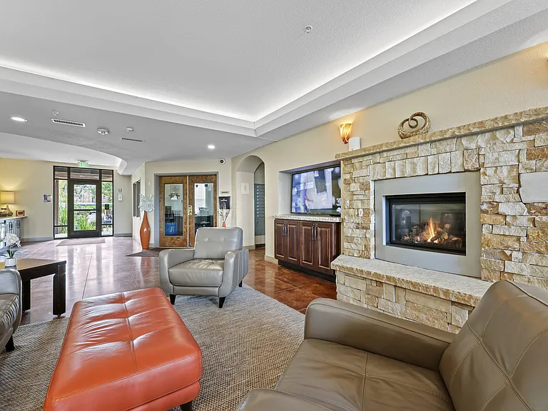 Peregrine Place Apartments — Photo 11