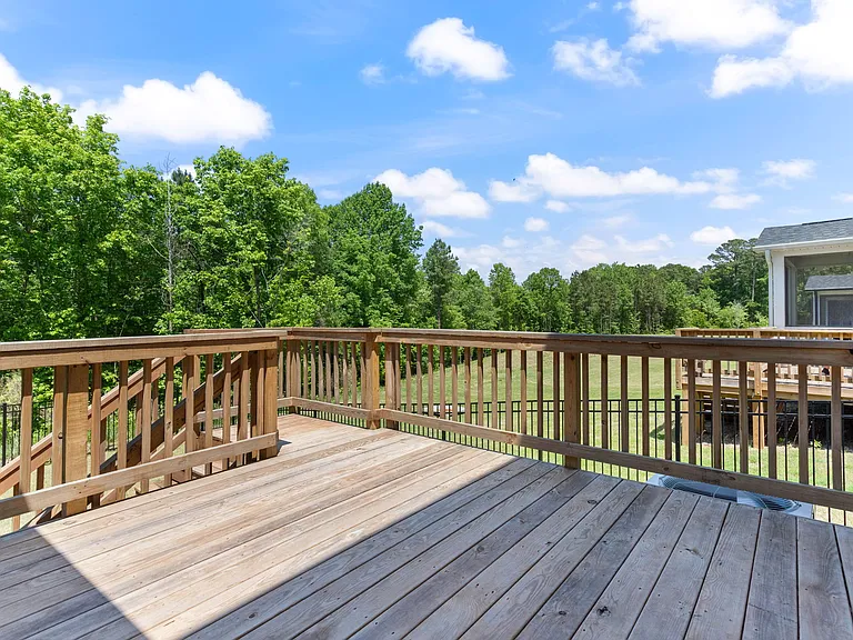 1537 Underbrush Dr — Photo 22