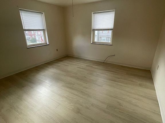 4th image of 321 Culbertson Ave #2C