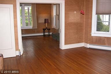 4th image of 104 N Water St