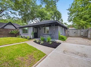 419 Fairbanks St, Houston, TX 77009