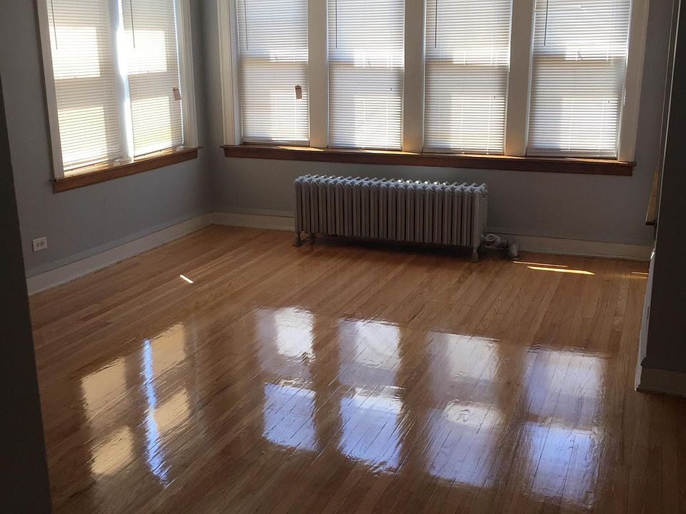 2nd image of 8245 S Langley Ave APT 3