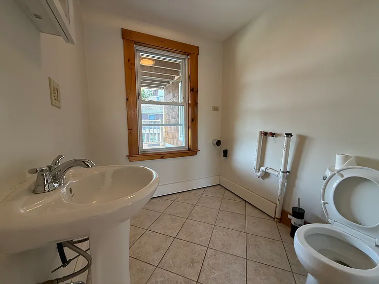 38 Forest St #2 — Photo 10