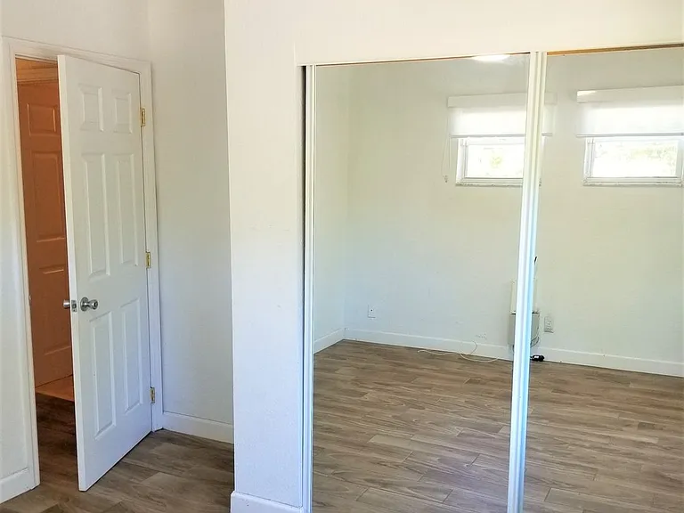 3221 SW 15th Ave — Photo 17