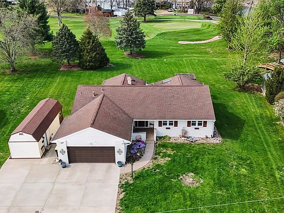 2nd image of 1708 Oakmont Dr